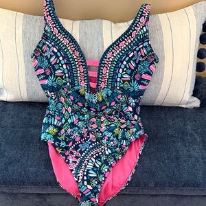 Lilly Pulitzer Jaspen swimsuit size 10